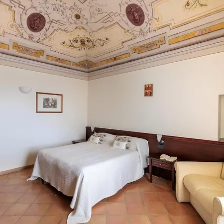 San Claudio Hotel