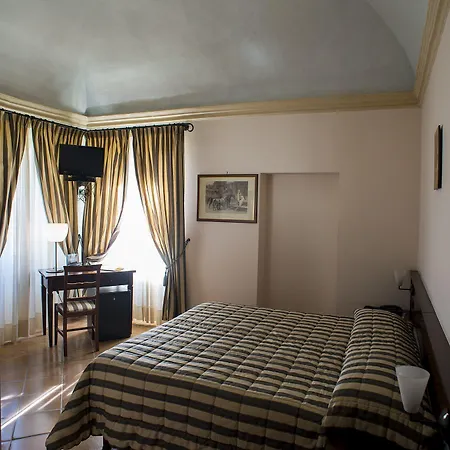 San Claudio Hotel 3*