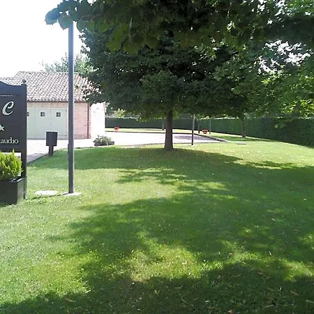 San Claudio Hotel
