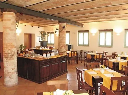 San Claudio Hotel 3*